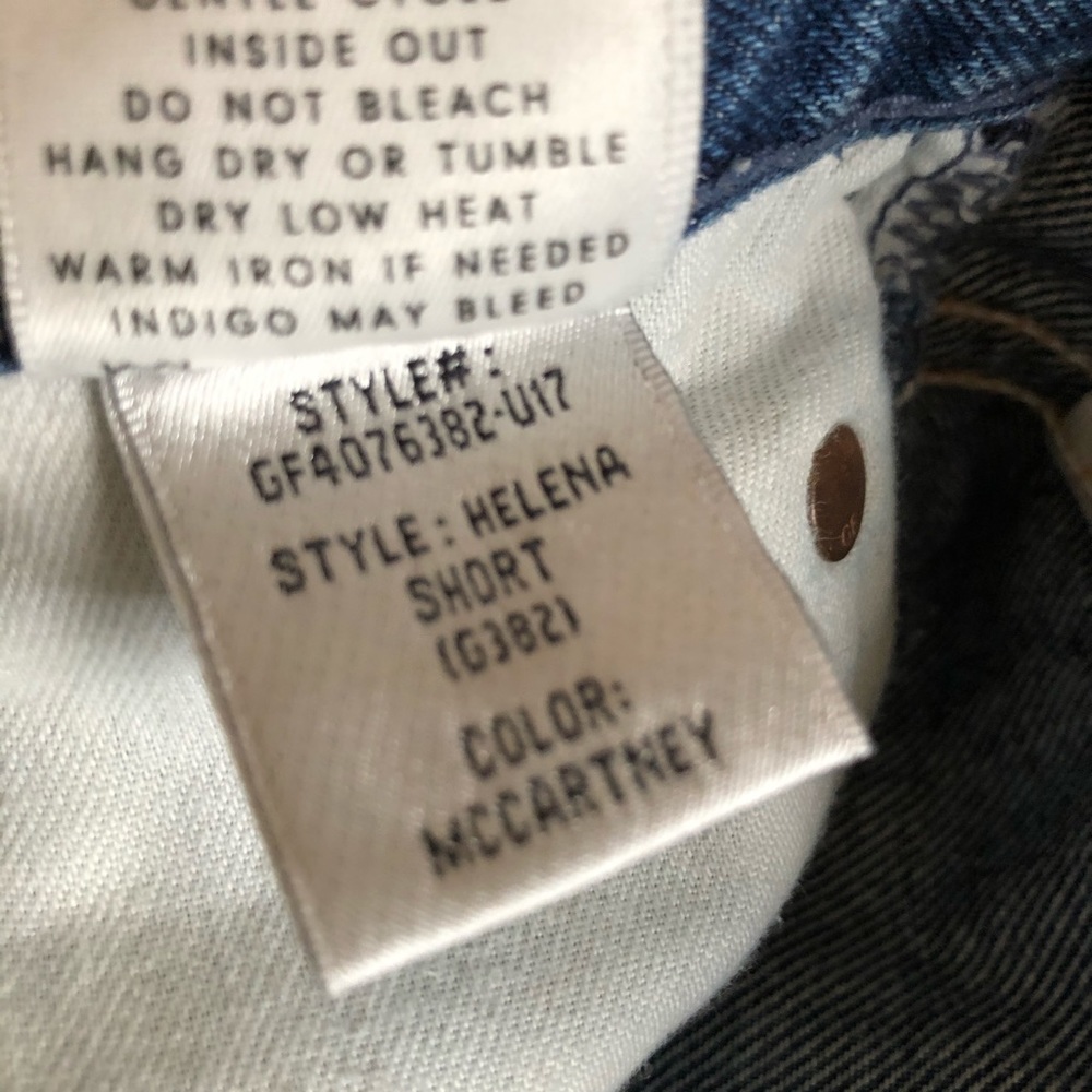 GRLFRND Helena shorts in McCartney - Picture 5 of 5